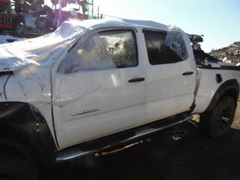 2006 Toyota Tacoma White Crew Cab 4.0L AT 4WD #Z22128